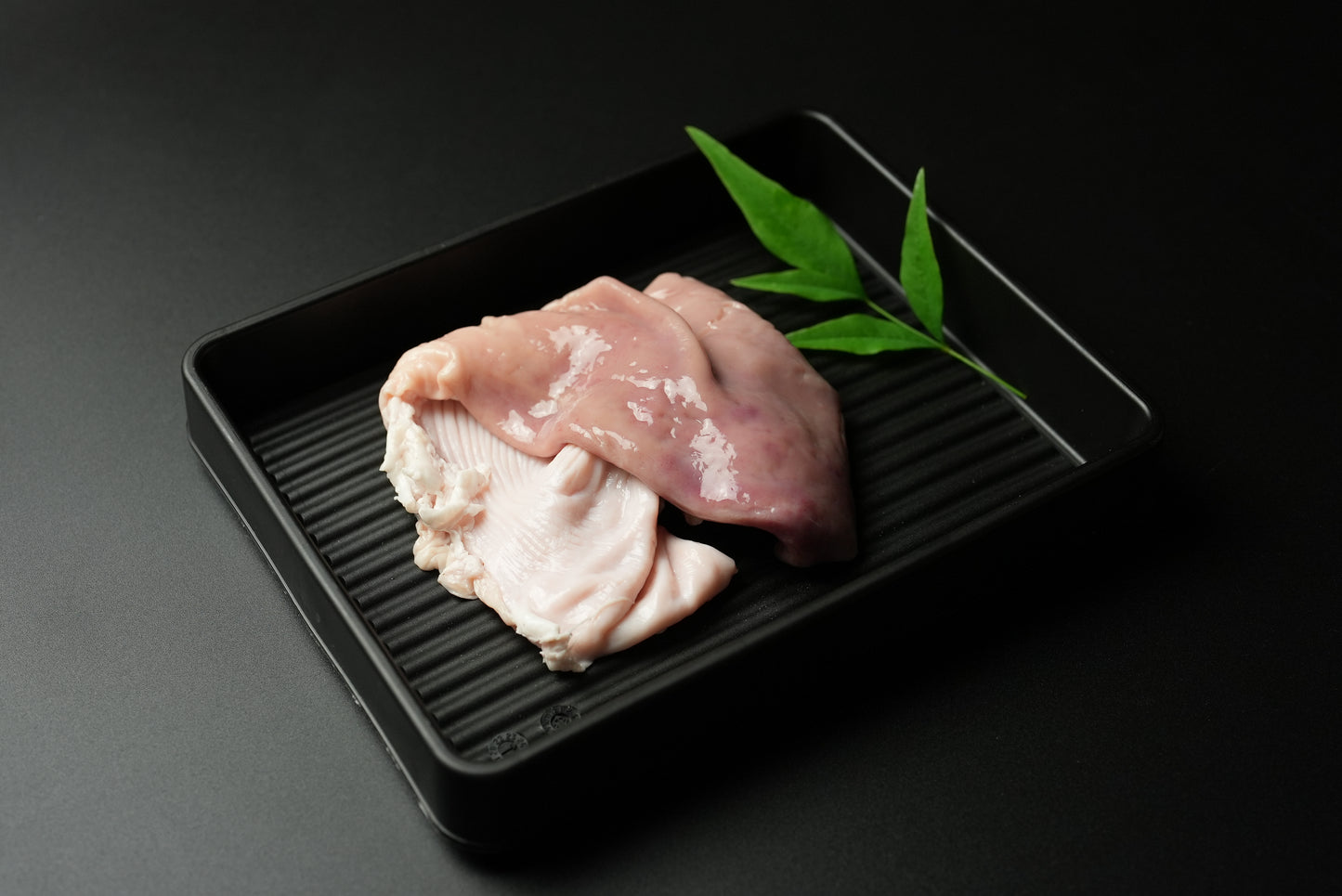 豚ガツ（胃袋）中